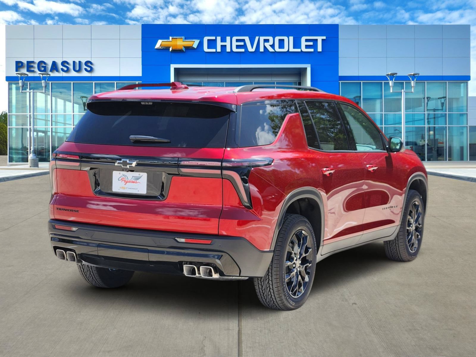 New 2026 Chevrolet Traverse LT w/ Midnight/Sport Edition FWD image 4