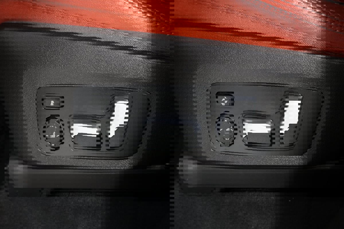 Used 2022 BMW X4 M w/ Competition Package image 25