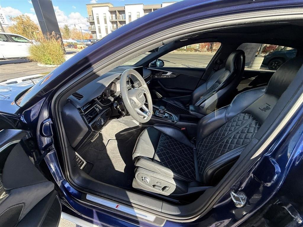 Used 2021 Audi S4 Premium Plus w/ Premium Plus Package AWD/4WD image 15
