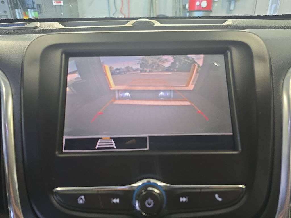 Used 2022 Chevrolet Equinox LT FWD image 24