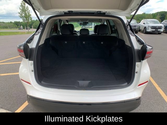 Certified 2024 Nissan Murano SV w/ SV Midnight Edition Package AWD/4WD image 23