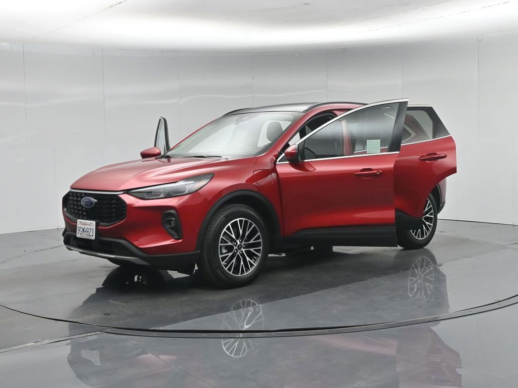 Used 2023 Ford Escape SE w/ PHEV Premium Package FWD image 33