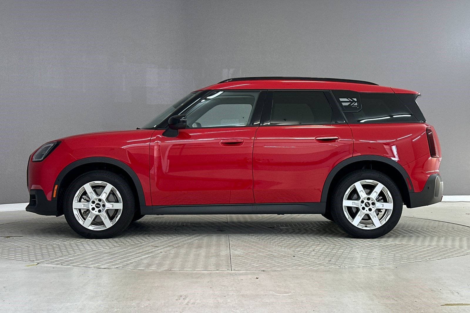 Used 2025 MINI Cooper Countryman S w/ Comfort Package Max AWD/4WD image 2