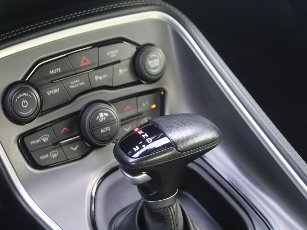 Used 2022 Dodge Challenger R/T w/ Plus Package image 7