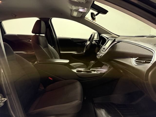 Used 2016 Chevrolet Malibu LT FWD image 24