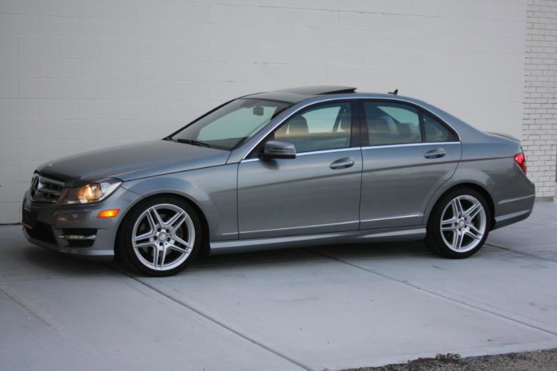 Used 2013 Mercedes-Benz C 300 Sport image 15