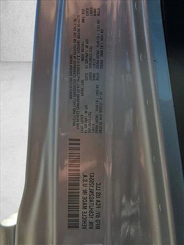 Used 2022 Jeep Gladiator Sport image 21