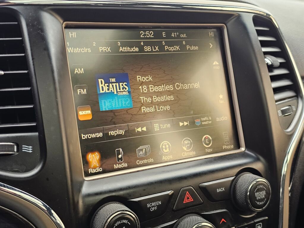 Used 2015 Jeep Grand Cherokee Overland image 22