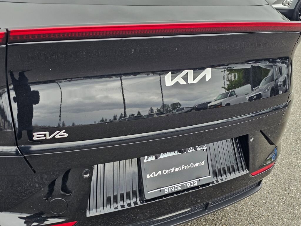 Certified 2023 Kia EV6 Wind AWD/4WD image 24