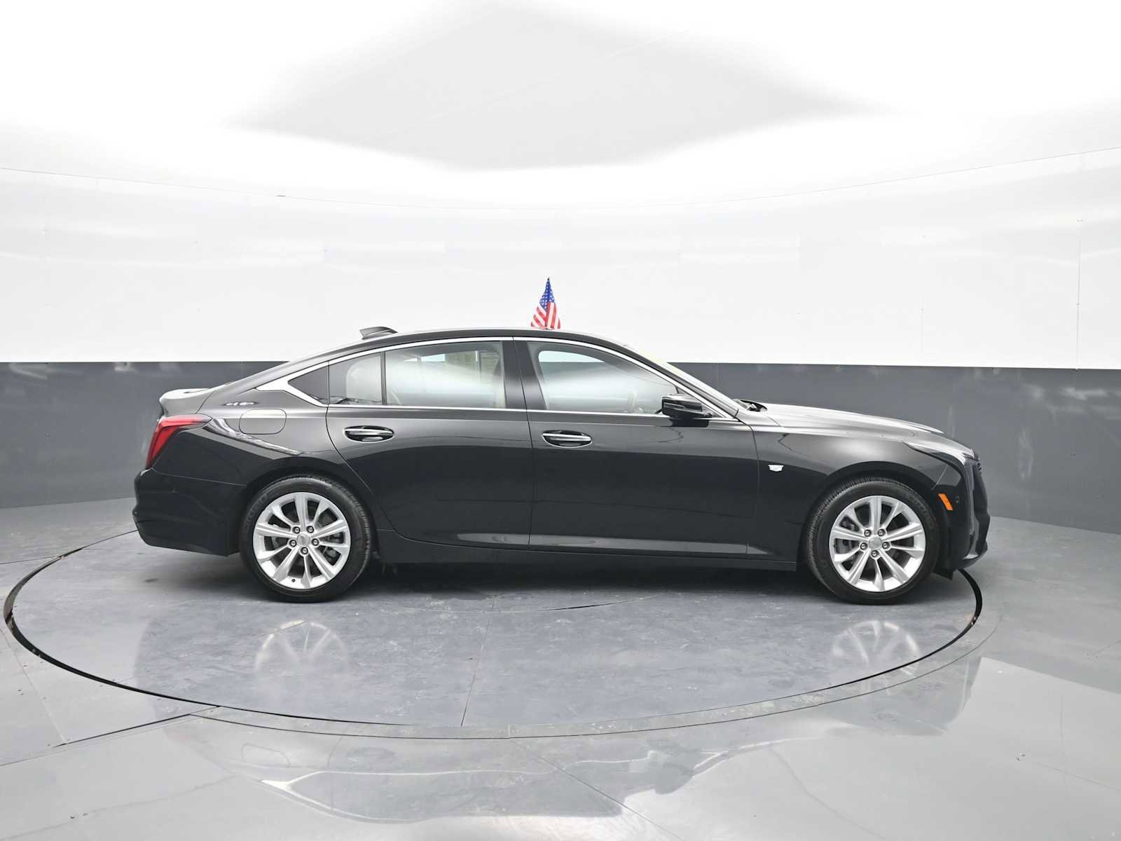 Used 2025 Cadillac CT5 Premium Luxury RWD image 9