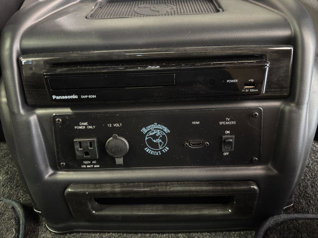 New 2025 Chevrolet Express 2500 w/ Driver Convenience Package image 23