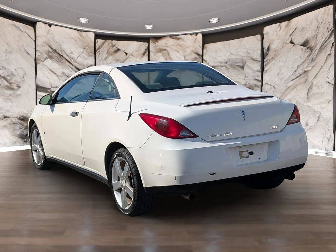 Used 2007 Pontiac G6 GT w/ Sport Package FWD image 6