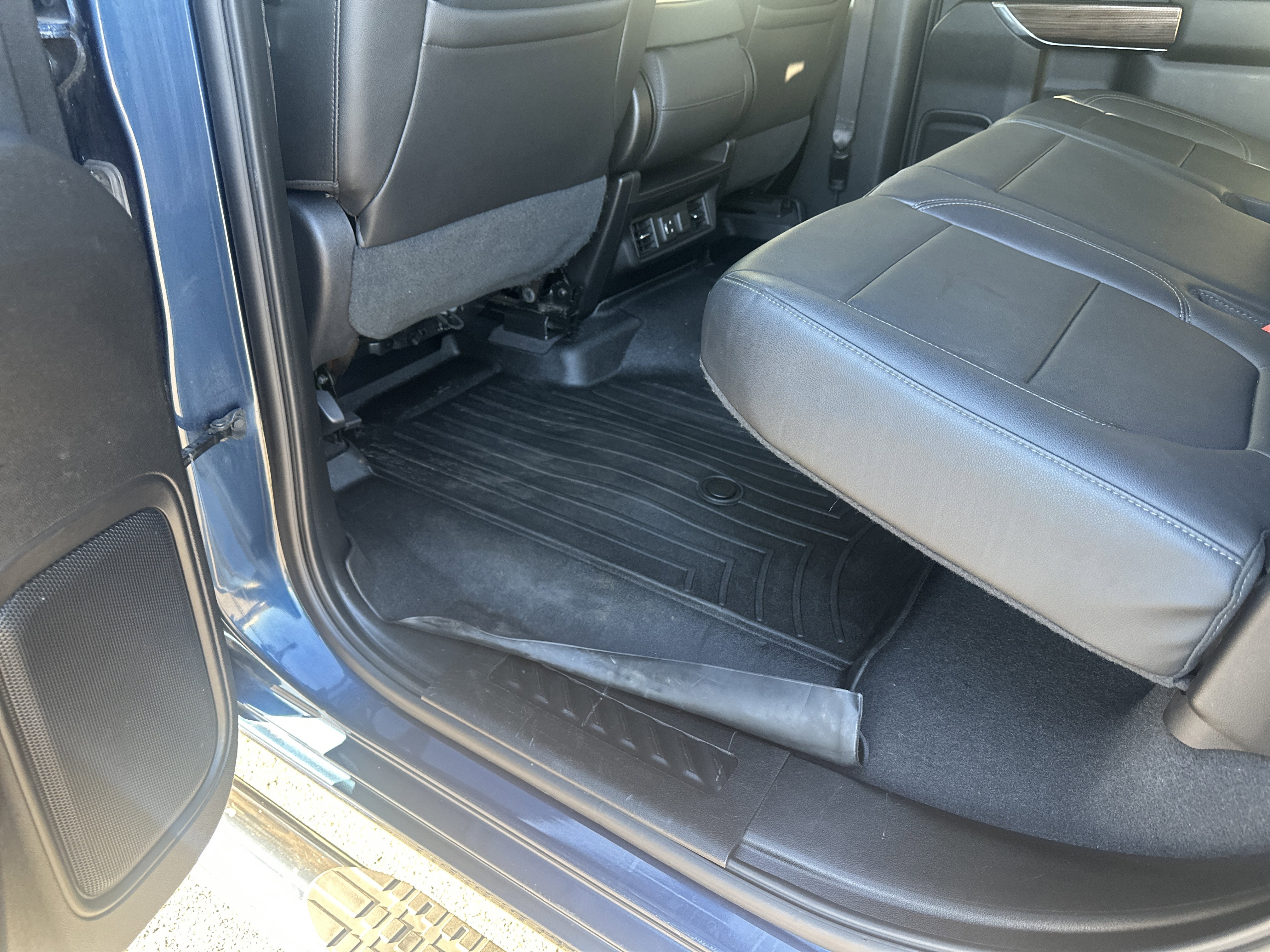 Used 2019 Chevrolet Silverado 1500 LT w/ All-Star Edition image 19