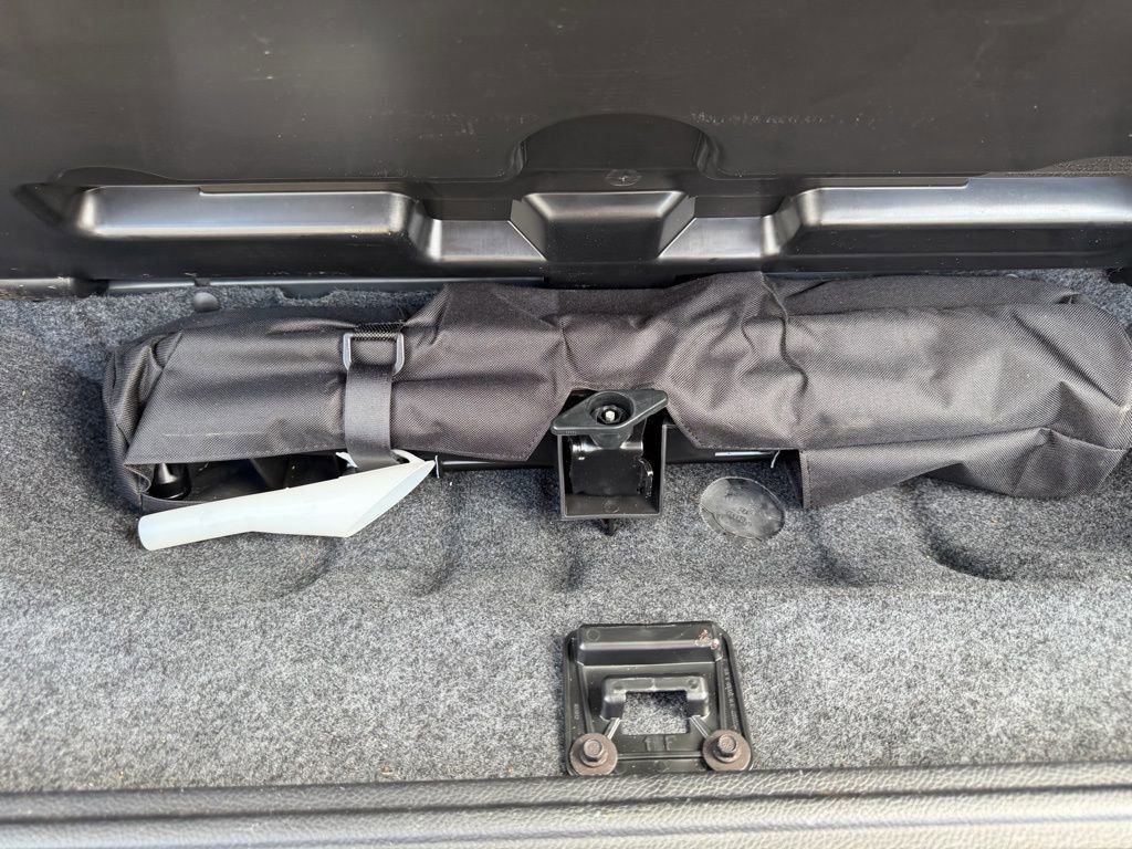 Used 2017 Ford Expedition Platinum image 42