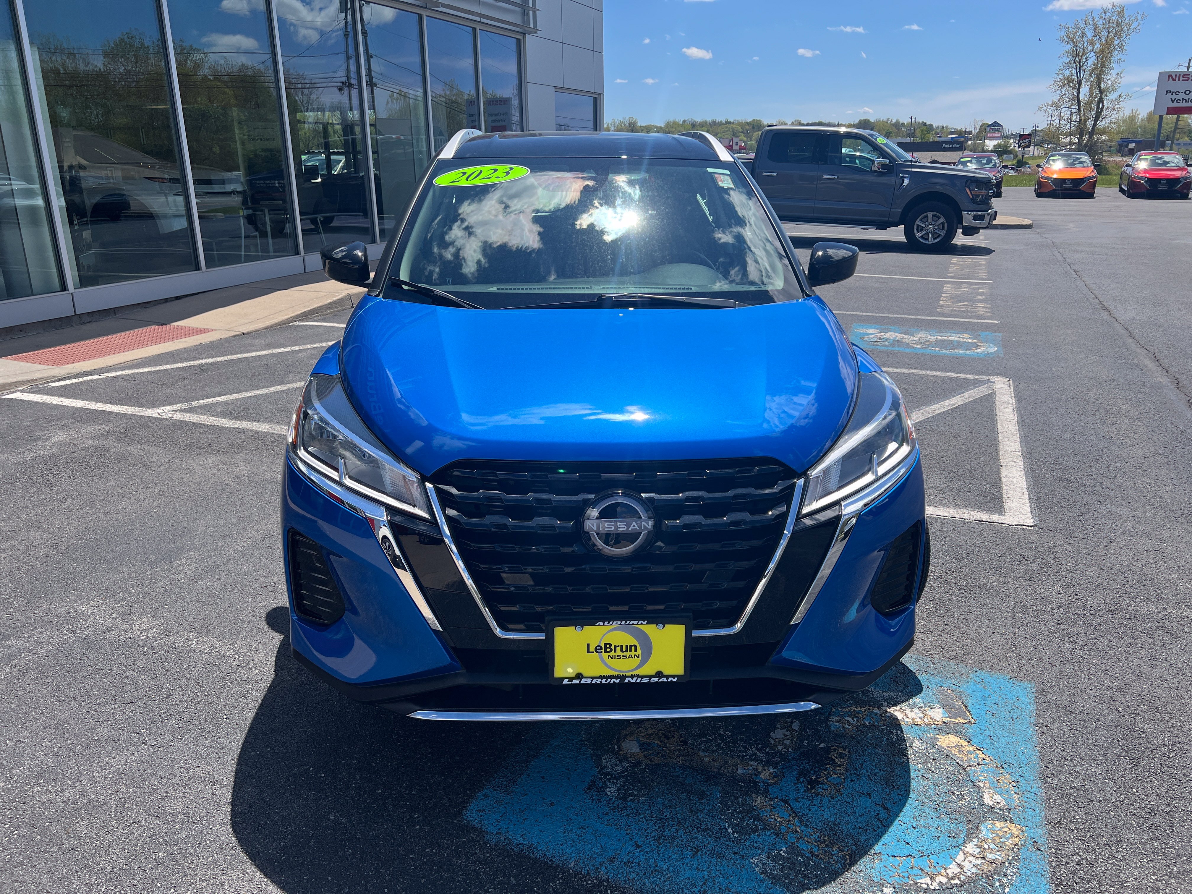 Used 2023 Nissan Kicks SV FWD image 22