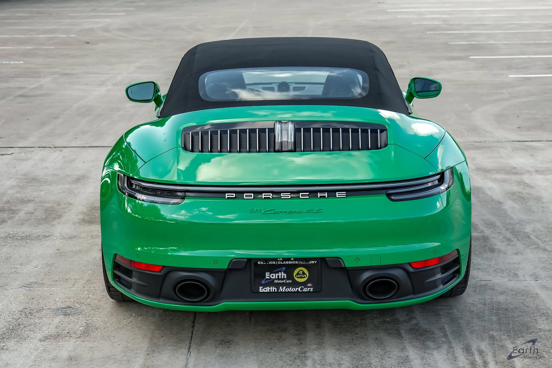 Used 2023 Porsche 911 Carrera 4S AWD/4WD image 13