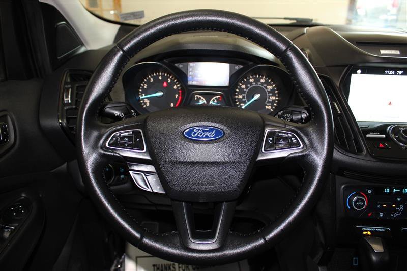 Used 2017 Ford Escape Titanium AWD/4WD image 17