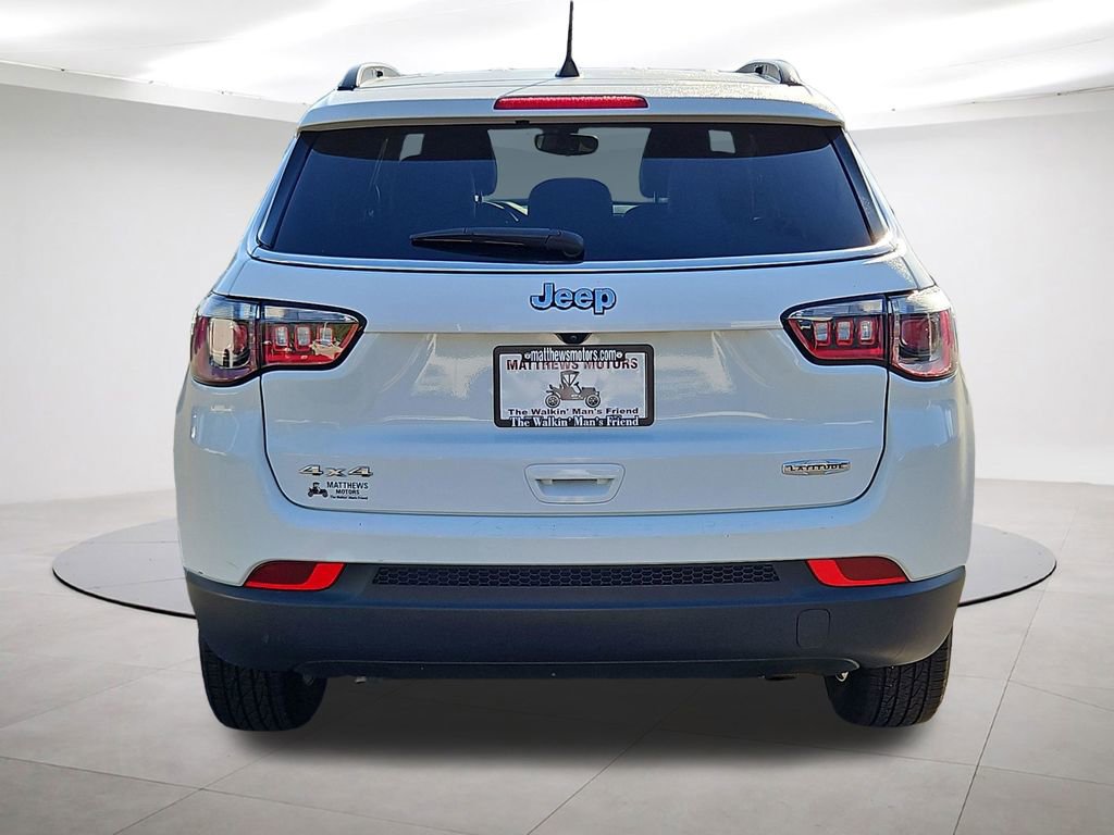 Used 2024 Jeep Compass Latitude image 6