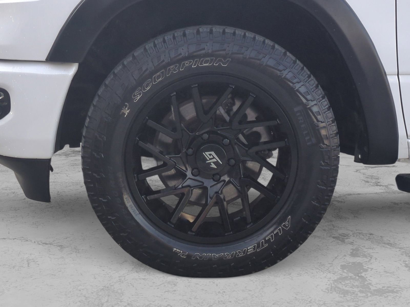 Used 2020 RAM 1500 Sport w/ Level 2 Equipment Goup w/2_L AWD/4WD image 17