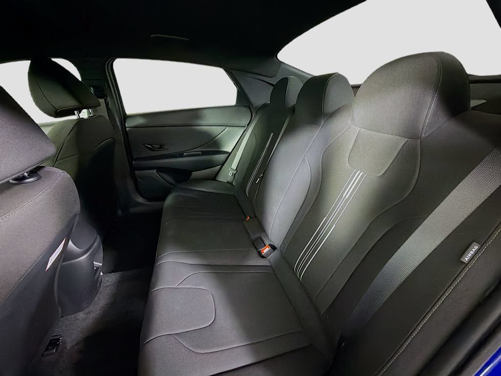 Used 2025 Hyundai Elantra Sport FWD image 22