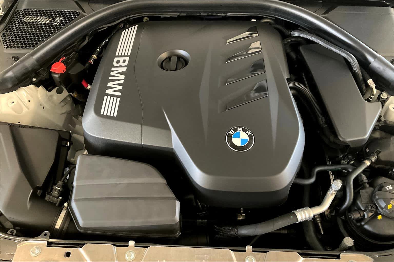 New 2025 BMW 330i Sedan w/ Premium Package RWD image 17