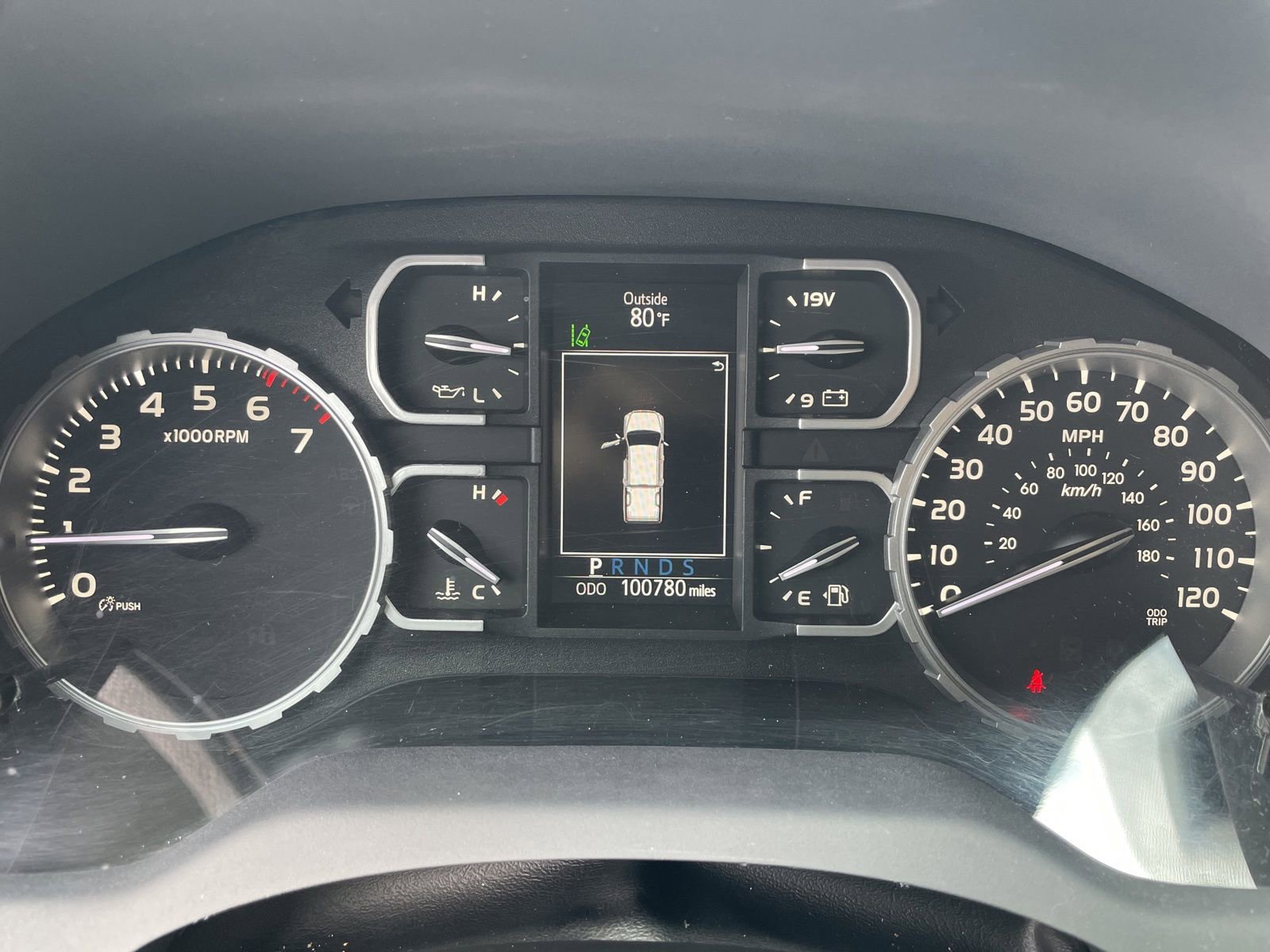 Used 2021 Toyota Tundra SR5 w/ SR5 Upgrade Package AWD/4WD image 20