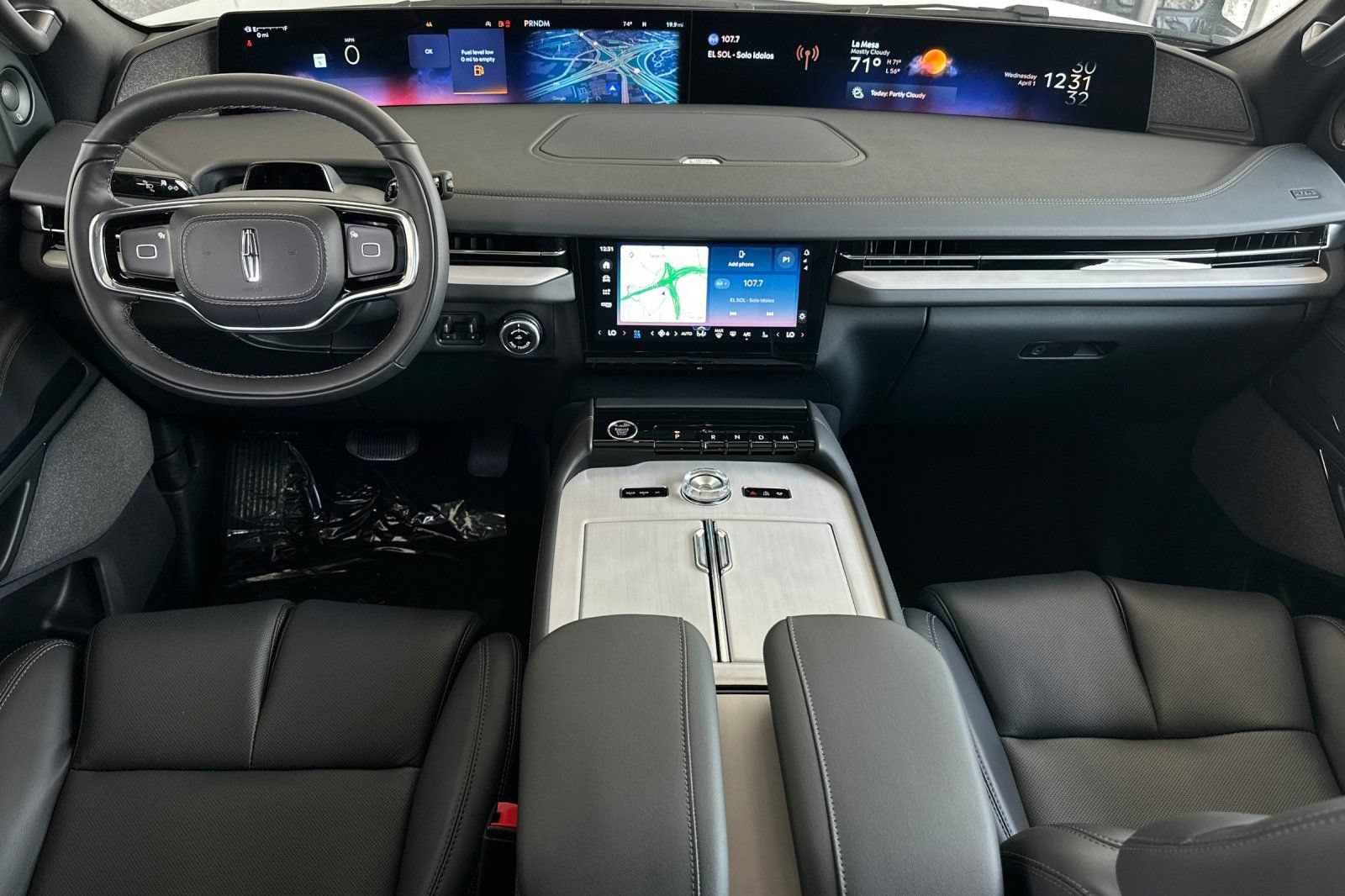New 2026 Lincoln Navigator Reserve w/ Jet Appearance Package AWD/4WD image 12