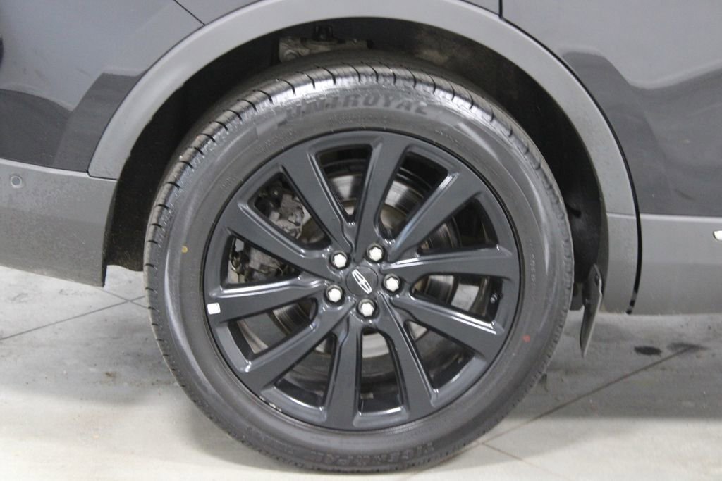 Used 2022 Lincoln Nautilus Reserve w/ Equipment Group 201A image 13