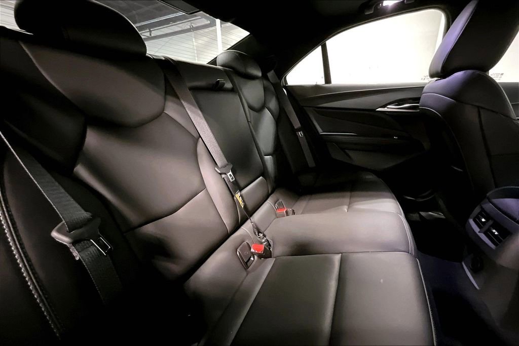 Used 2025 Cadillac CT4 Luxury image 36