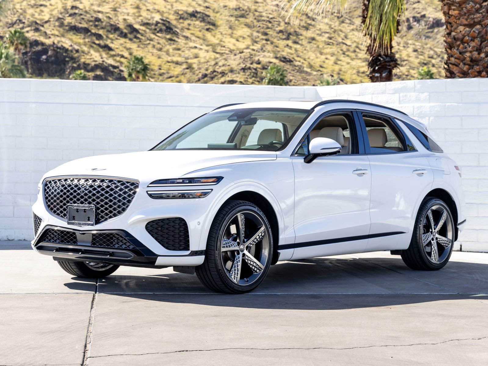 Used 2023 Genesis GV70 3.5T Sport w/ Sport Prestige Package image 5