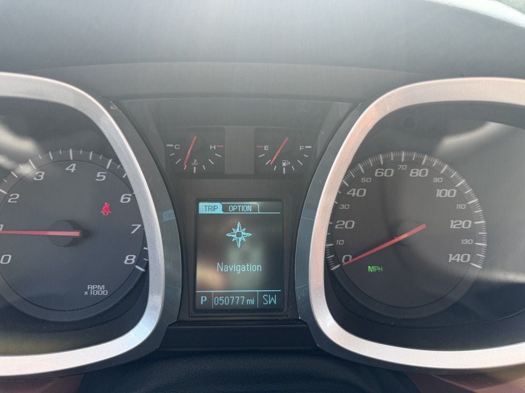 Used 2016 Chevrolet Equinox LTZ FWD image 12