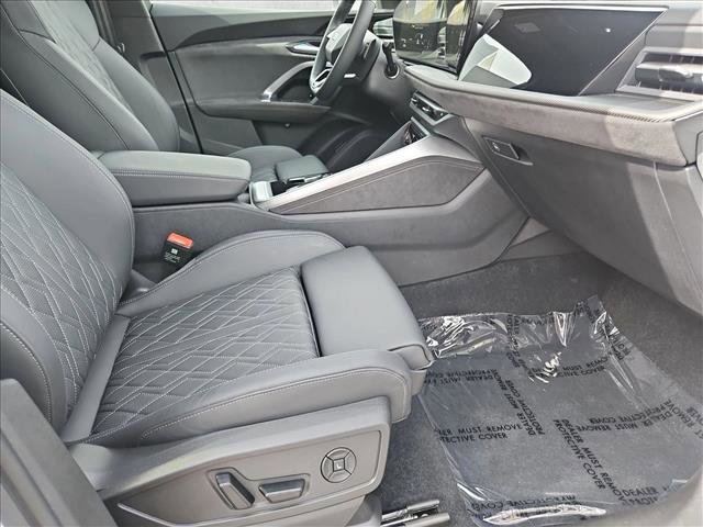 Used 2025 Audi SQ5 Premium Plus image 22