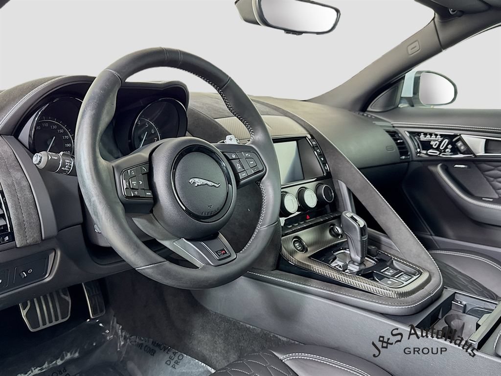 Used 2017 Jaguar F-TYPE SVR AWD/4WD image 9