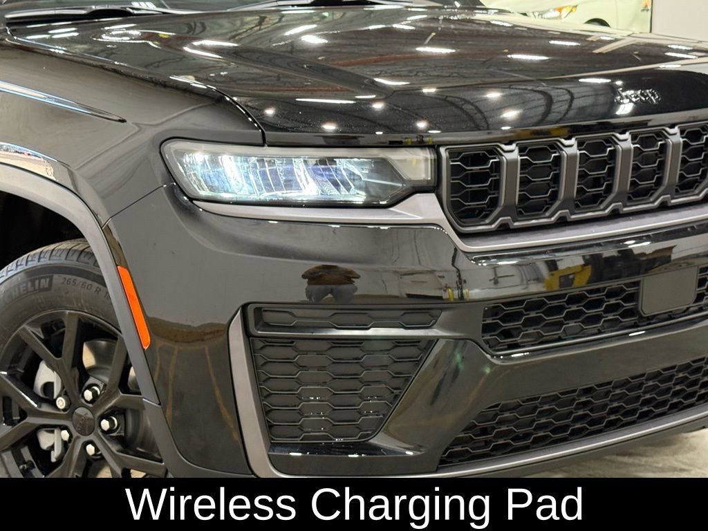 New 2026 Jeep Grand Cherokee Altitude AWD/4WD image 42