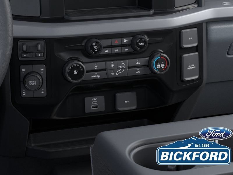 New 2026 Ford F250 XLT w/ FX4 Off-Road Package AWD/4WD image 15