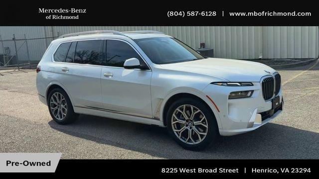 Used 2025 BMW X7 xDrive40i w/ Premium Package AWD/4WD image 4