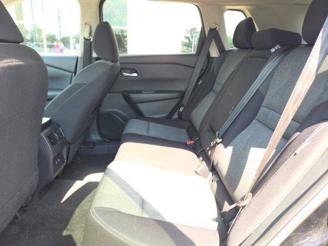 Used 2025 Nissan Rogue SV FWD image 29