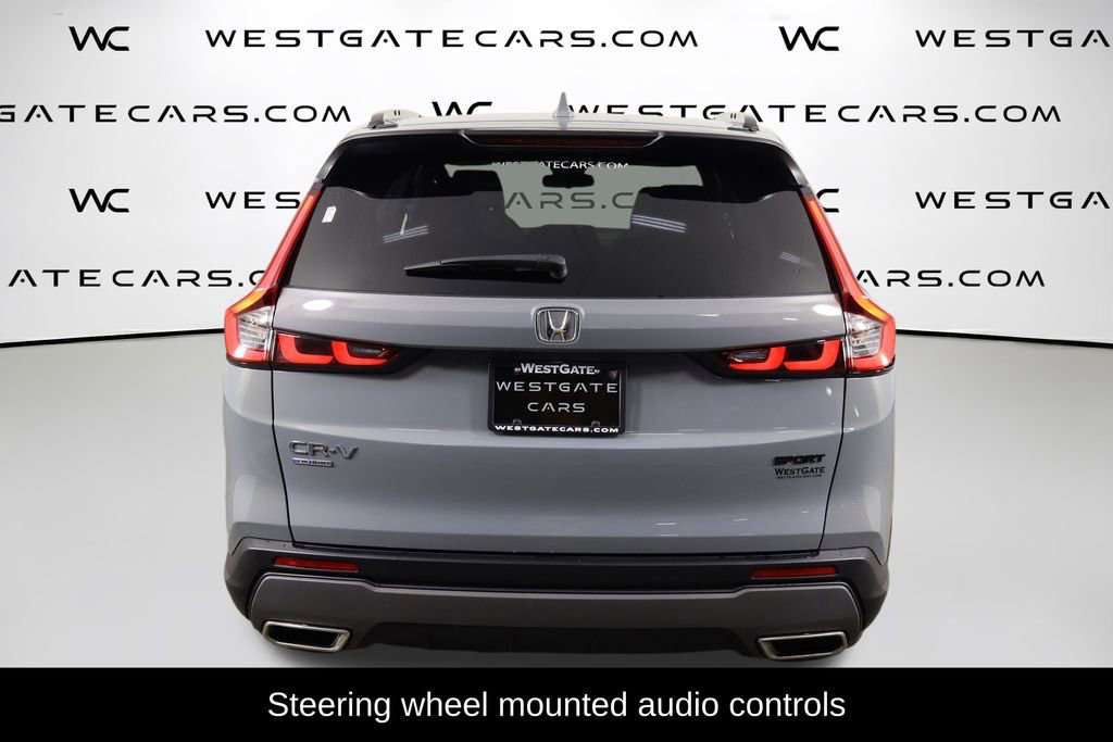 Used 2025 Honda CR-V Sport image 4