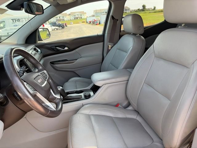 Used 2017 GMC Acadia SLT AWD/4WD image 7