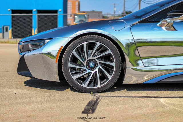 Used 2016 BMW i8 image 4