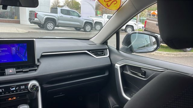 Certified 2025 Toyota RAV4 LE AWD/4WD image 22