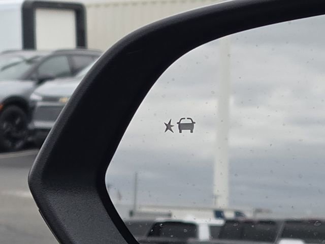 New 2026 Chevrolet Equinox EV LT image 10