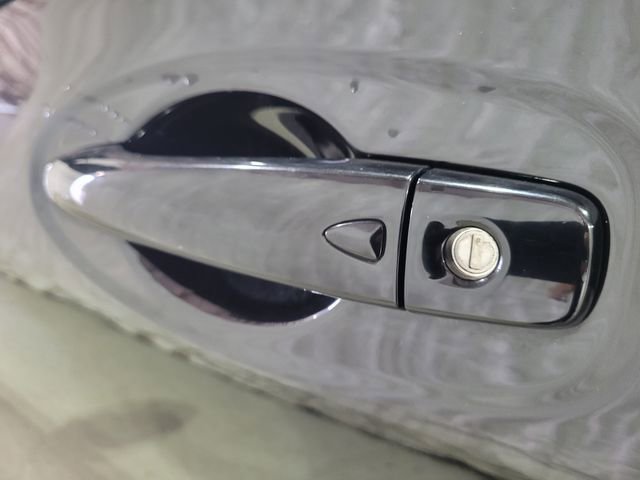 Used 2017 Nissan Rogue SV image 29