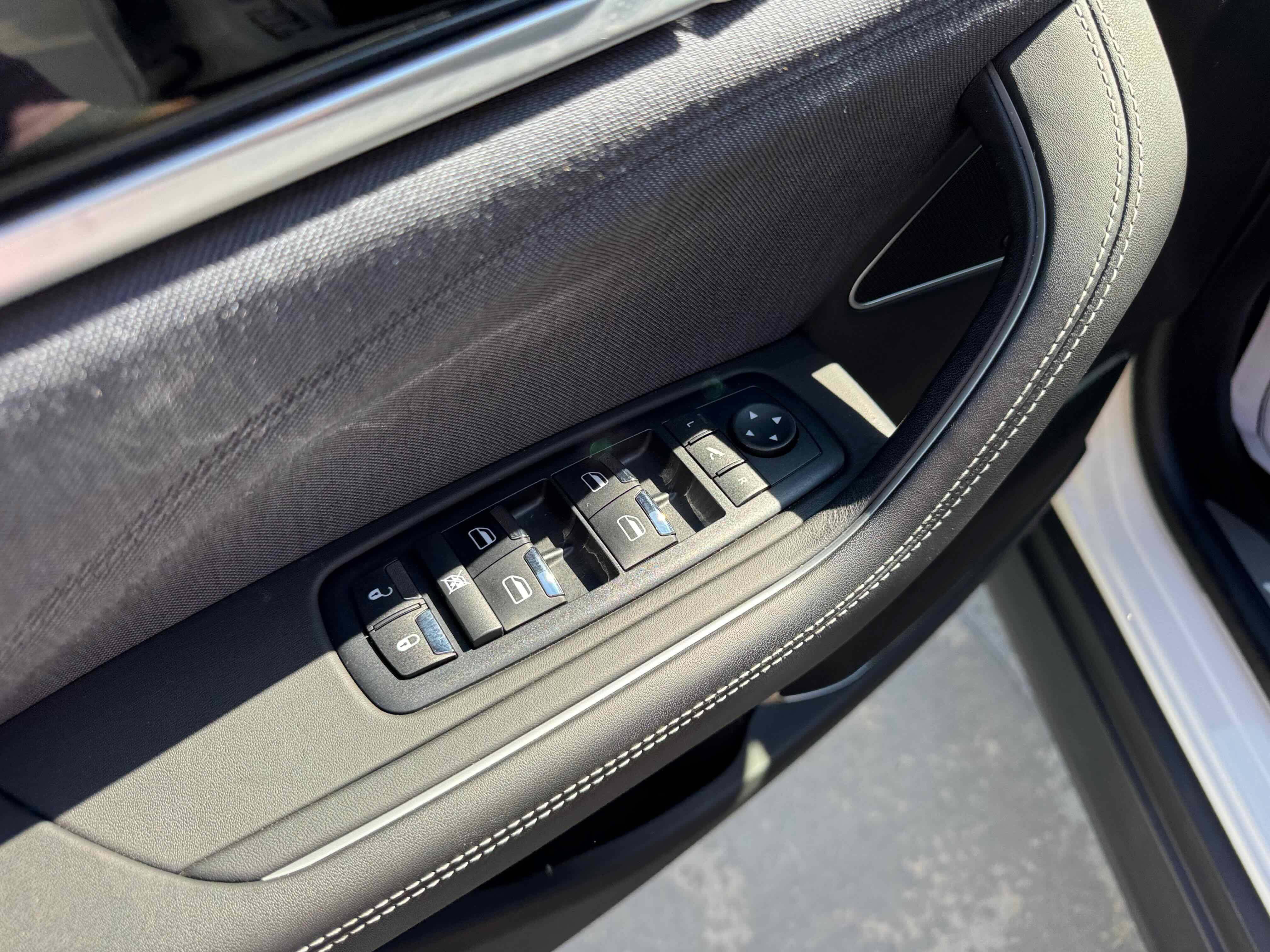 Used 2018 Maserati Levante GranLusso image 17