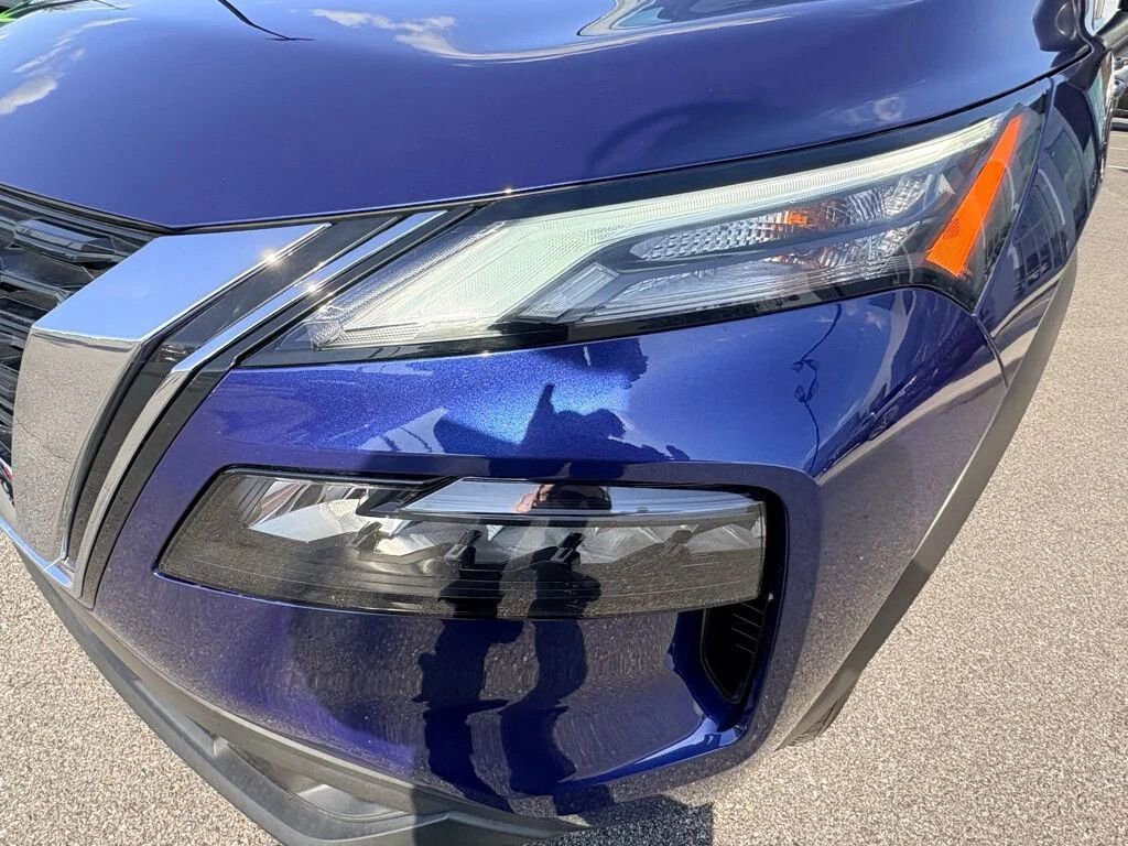 Used 2021 Nissan Rogue S FWD image 35