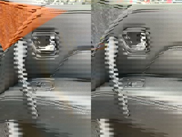 Used 2019 INFINITI QX80 Luxe w/ Proassist Package AWD/4WD image 24