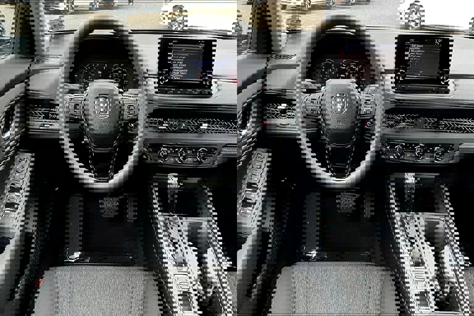 Used 2025 Honda Accord SE image 6