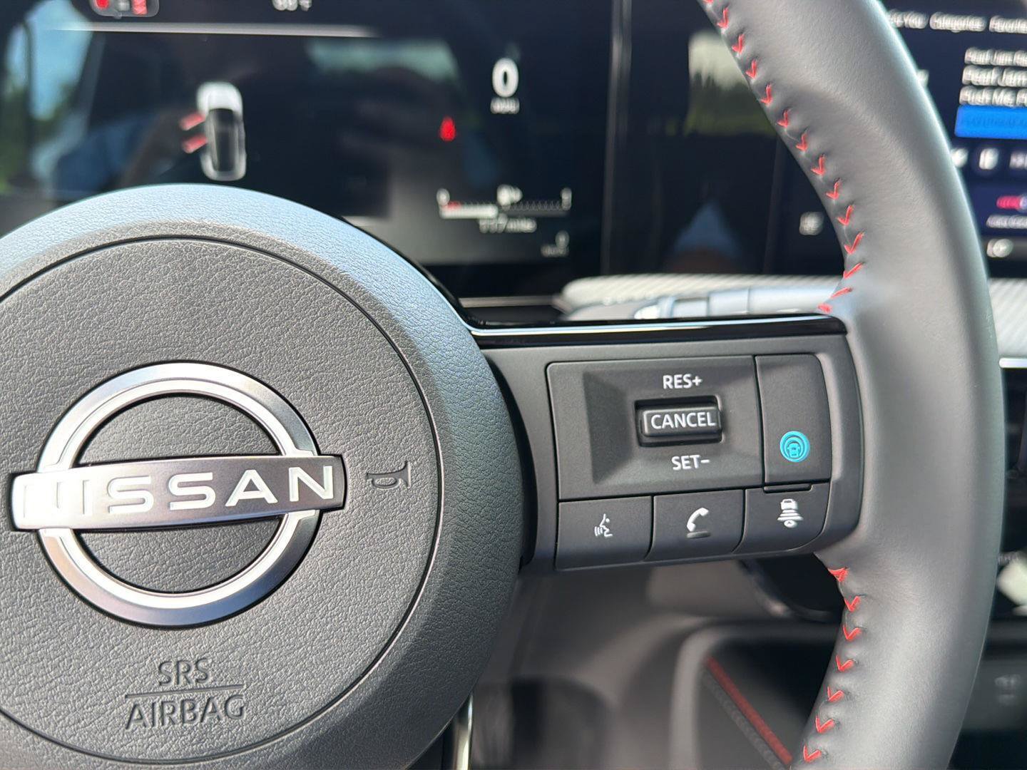 New 2026 Nissan Kicks SR FWD image 21
