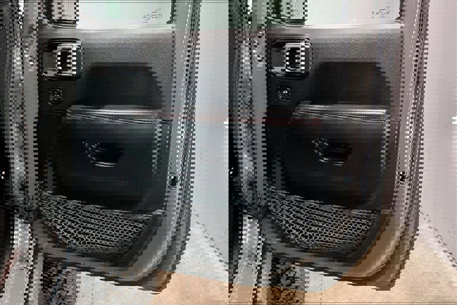 Used 2022 Jeep Gladiator Rubicon w/ LED Lighting Group image 27