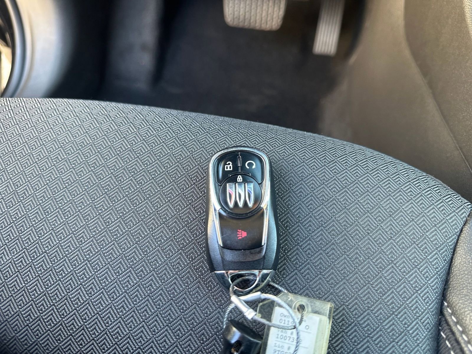 Used 2025 Buick Encore GX Preferred image 23